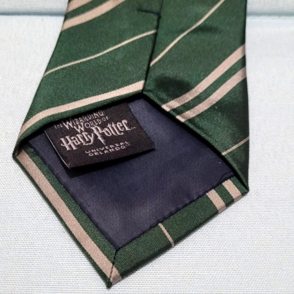 Harry Potter Universal Orlando - Slytherin Necktie (silk)
